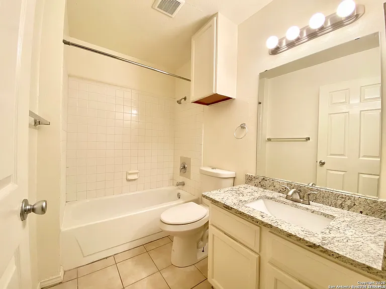 11610 Vance Jackson Rd #1083 — Photo 8
