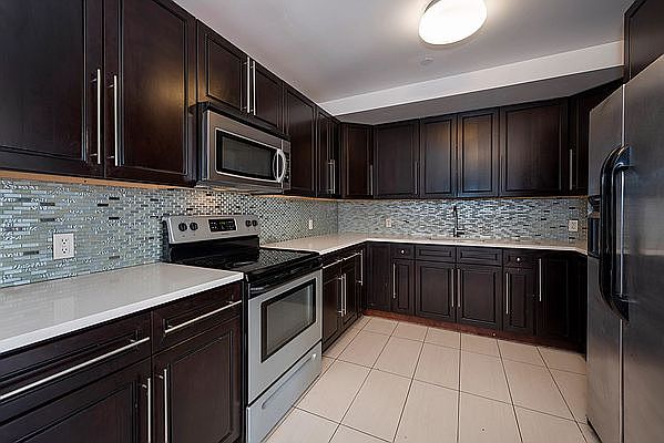 1st image of 165 E 116th St APT 4A