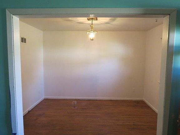 4th image of 430 Catherine St