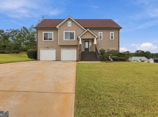 101 Boston Ct, Lagrange, GA 30241