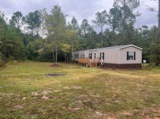 25203 Dewberry Ln, Elberta, AL 36530