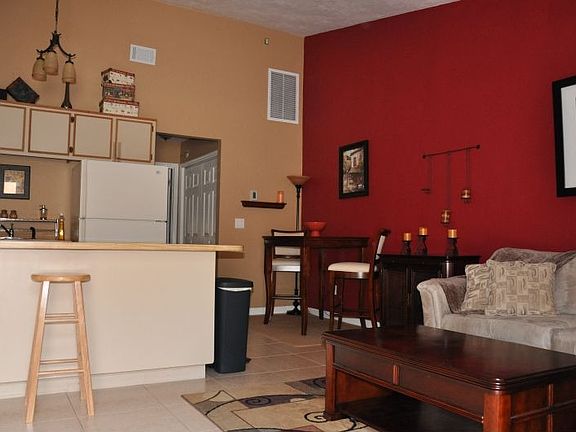 3rd image of 2061 Continental Ave