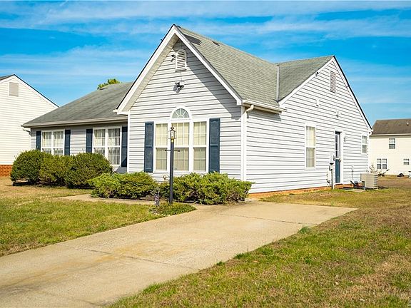 2nd image of 6453 Dawnfield Ln