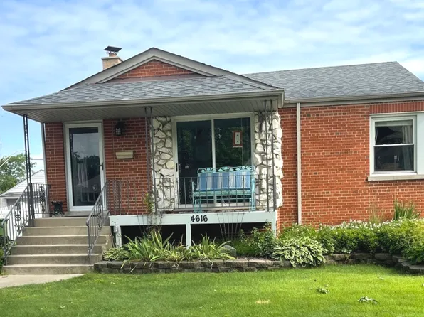 4616 W 97th Pl, Oak Lawn, IL 60453