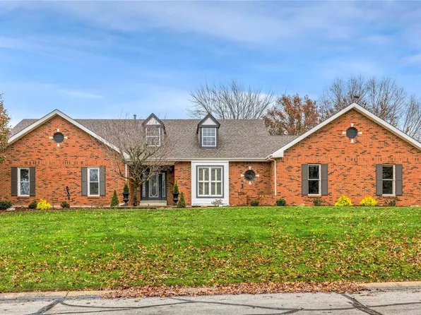 94 Gillette Circle Pass, Weldon Spring, MO 63304
