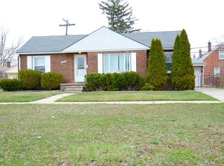 13551 Trenton Rd, Southgate, MI 48195