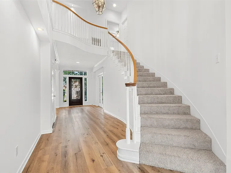 25830 Clear Springs Way — Photo 5