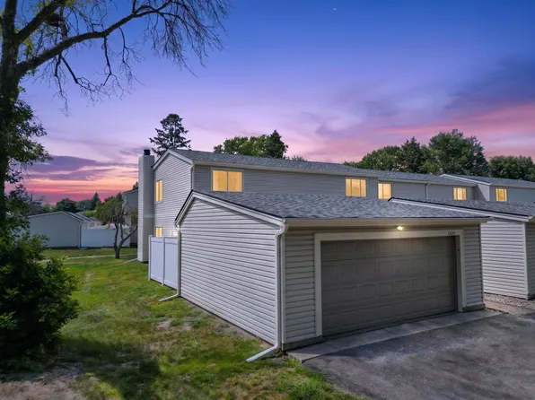 7640 Hampshire Ave N, Brooklyn Park, MN 55428