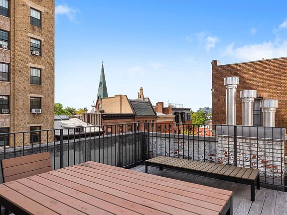 3rd image of 151 Joralemon St APT 18