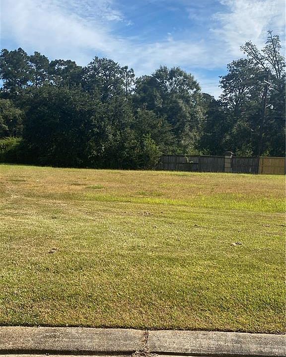 2nd image of 19409 Par Ln