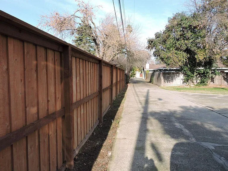 2738 Hurley Way — Photo 19