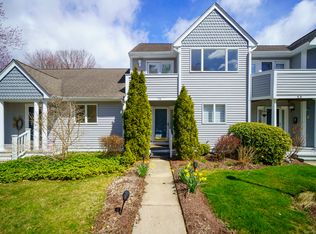 59 Old Post Rd APT C2, Clinton, CT 06413