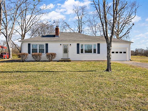 2nd image of 1087 Woods Ferry Rd