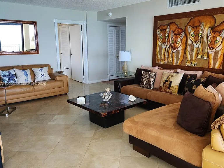 5460 N Ocean Dr #4B — Photo 25