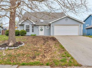 757 Lauren St, Lawrence, KS 66044