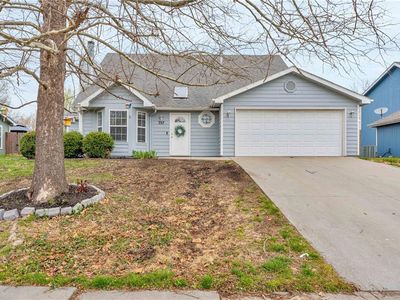 757 Lauren St, Lawrence, KS, 66044