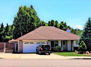 4654 Eagle Trace Dr, Medford, OR 97504