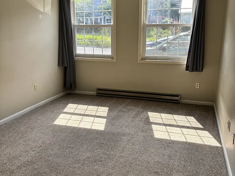 2 N Franklin St #4 — Photo 10
