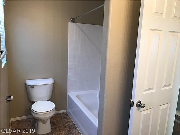 2nd image of 7044 Weavers Pl