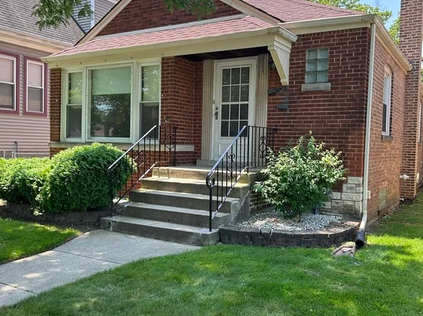 9304 S Turner Ave, Evergreen Park, IL 60805