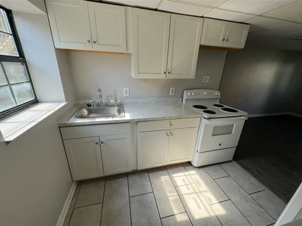 5531 Maccorkle Ave SW #C, South Charleston, WV 25309