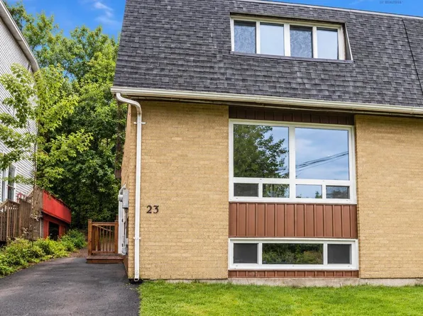 23 Panorama Ln, Bedford, NS B4A 1P3