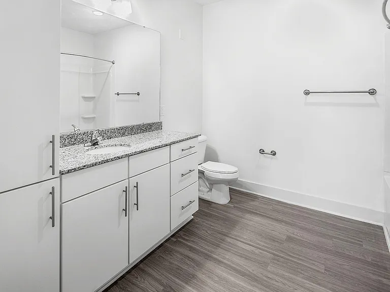 The Vandy Apartments — Photo 12