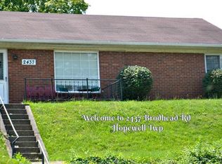 2437 Brodhead Rd, Aliquippa, PA 15001