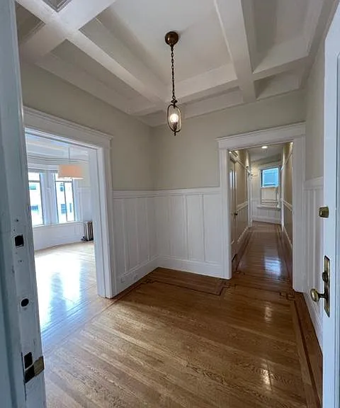 2405 Larkin St — Photo 7