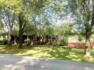 7233 Russell Pl, Chandler, IN 47610