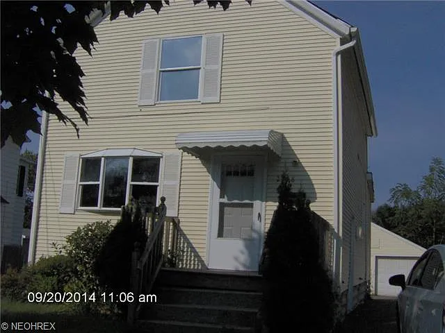 2118 SW 9th St photo 1