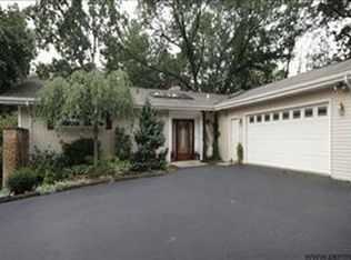 4340 Lakeside Dr, Kalamazoo, MI