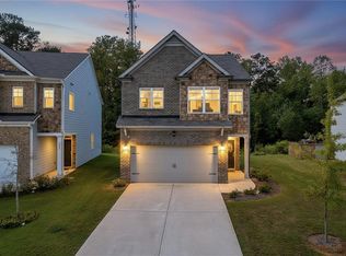 930 Bentley Dr, Fairburn, GA 30213