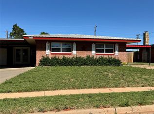 200 Sioux Trl, Foss, OK 73647