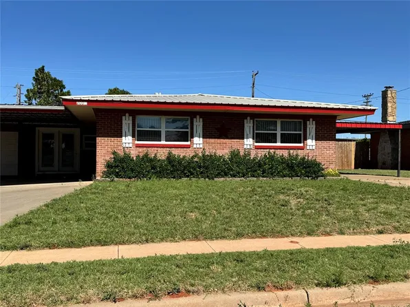 200 Sioux Trl, Foss, OK 73647
