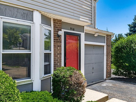 4th image of 916 Worthington Woods Blvd #12