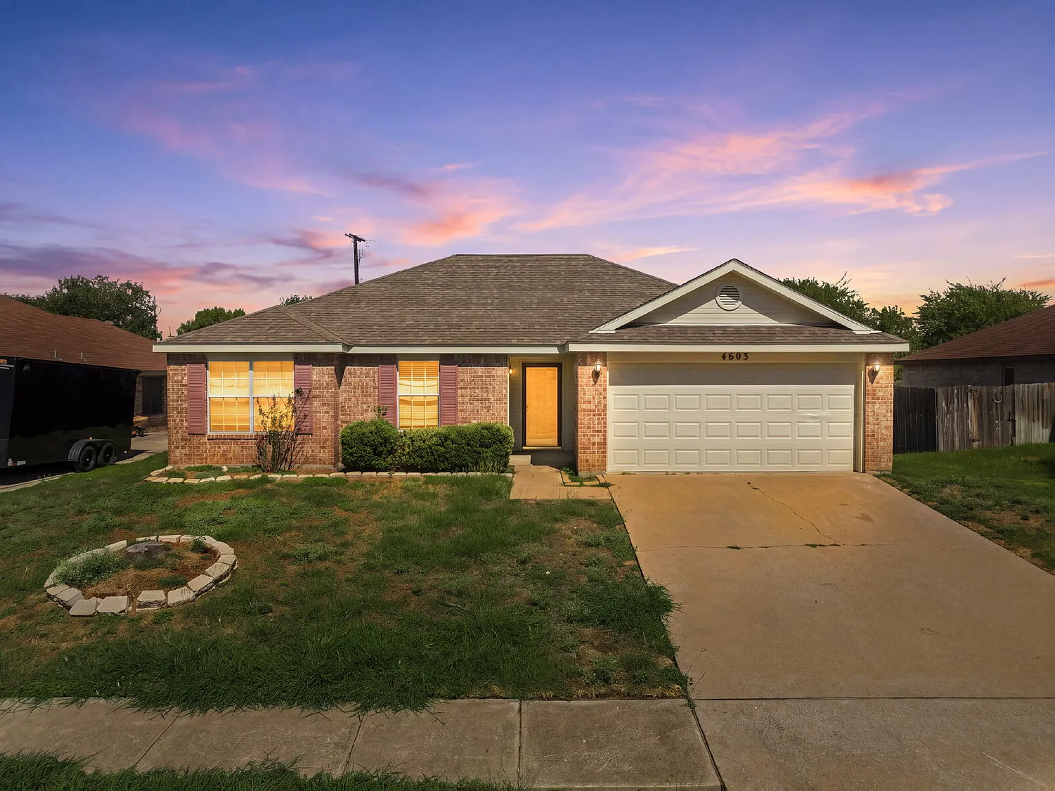 3 bed, 2.0 bath, 1559 sqft, $1,500 — Photo 1