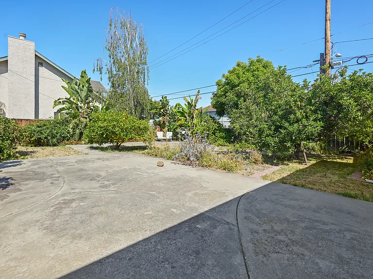 1200 Reeve St — Photo 14