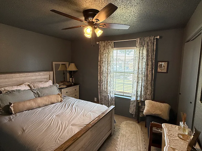 7621 Echo Hill Dr — Photo 10