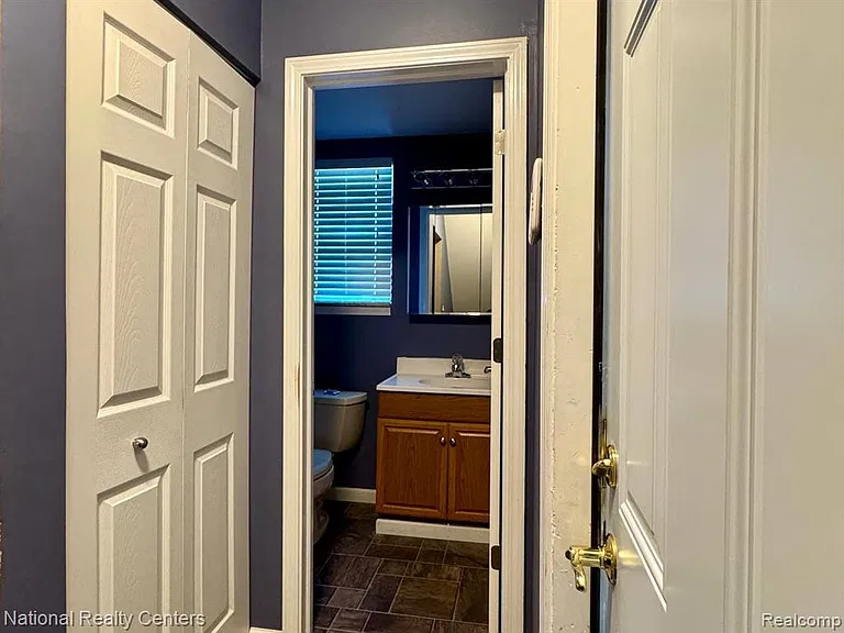 34528 Hawke Dr — Photo 17