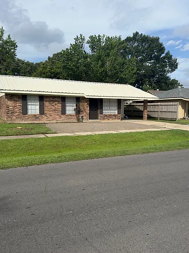 214 Guidry Rd Photo 1