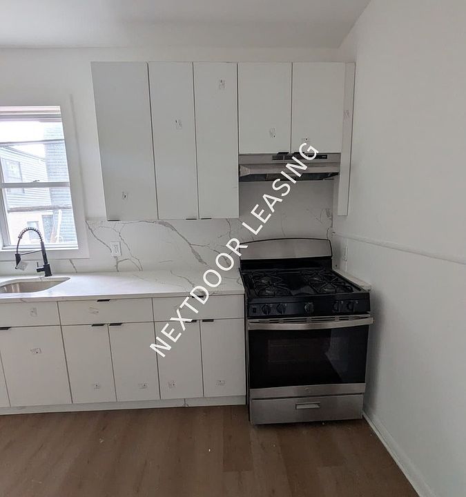 1st image of 133 Boyd Ave #1M