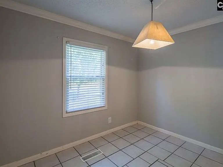 98 Riverview Ct — Photo 22