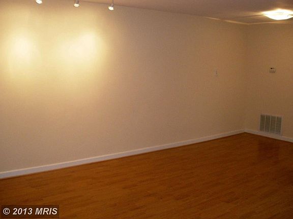 4th image of 812 S Arlington Mill Dr #7-204