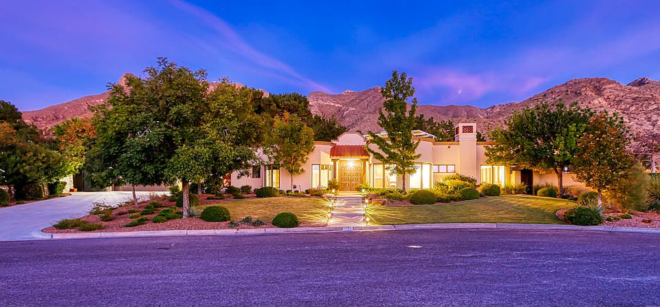 1st image of 6008 Torrey Pines Dr