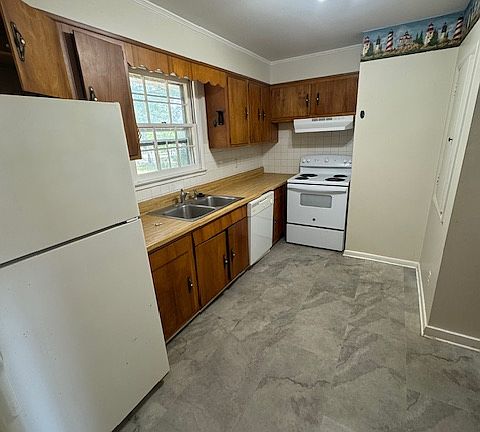 4th image of 105 Maloy Dr