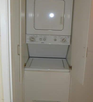 4th image of 1827 Manning Ave APT 1