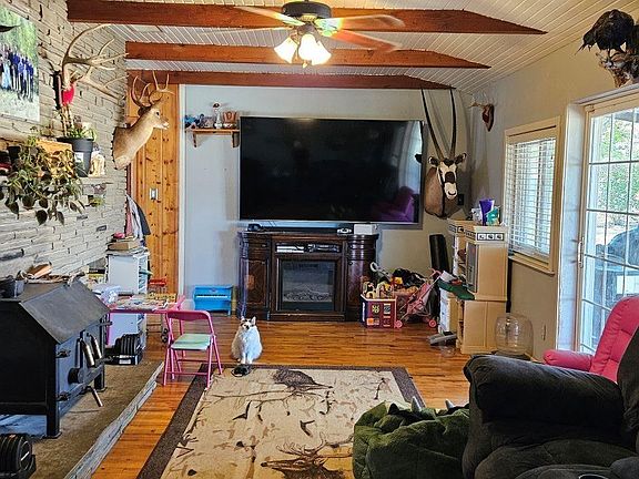 4th image of 1903 Sandy Ln
