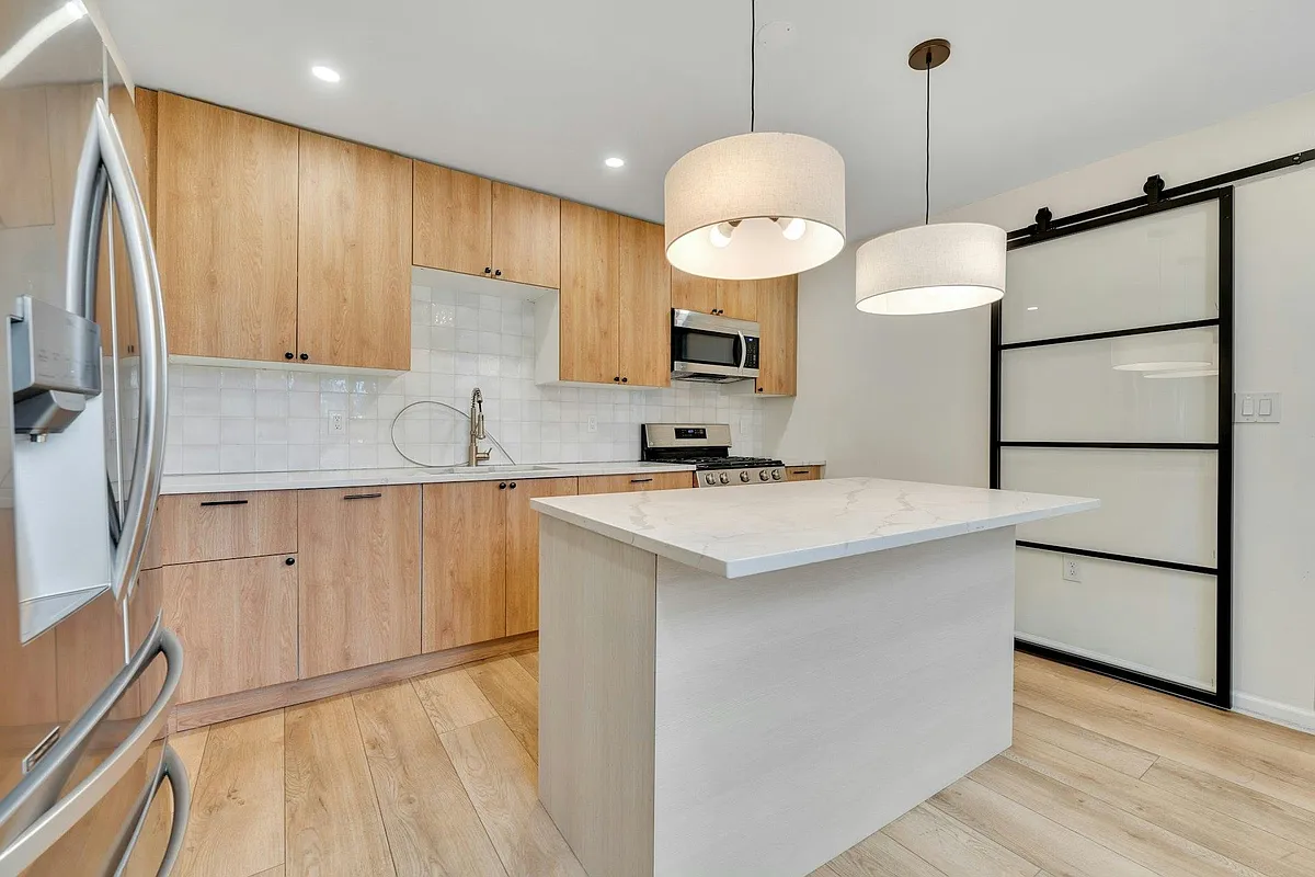 Building Photo - 316 Palisade Ave #A