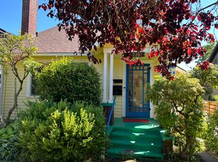 731 N 67th St, Seattle, WA 98103